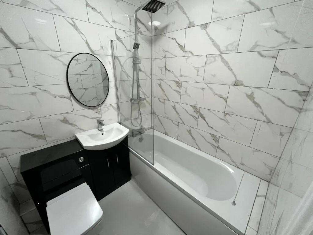 5 bedroom terraced house for rent