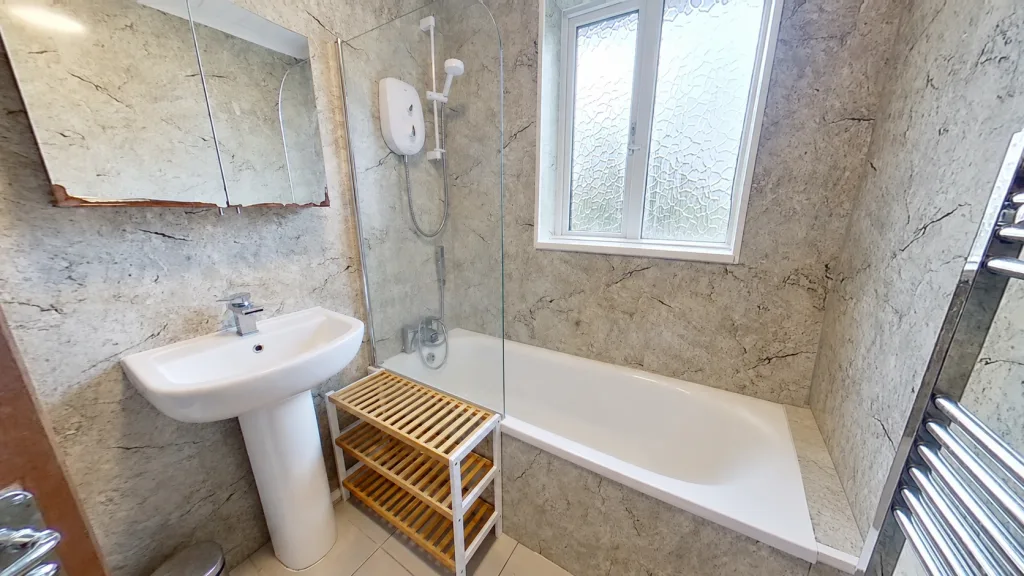 7 bedroom semi-detached house for rent