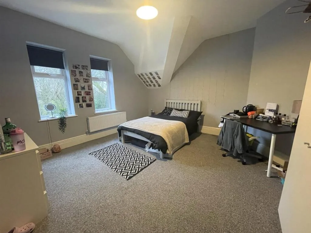 7 bedroom property for rent