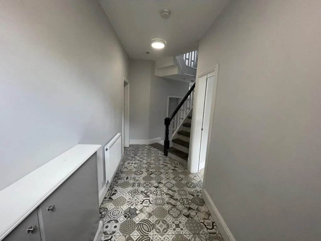 7 bedroom property for rent