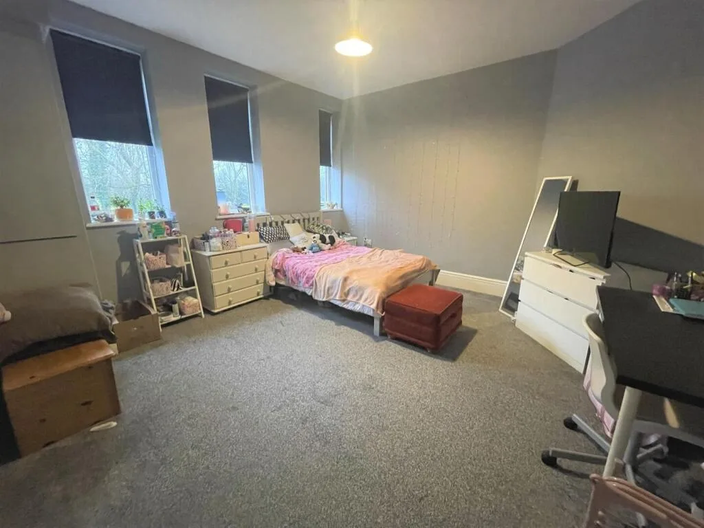 7 bedroom property for rent
