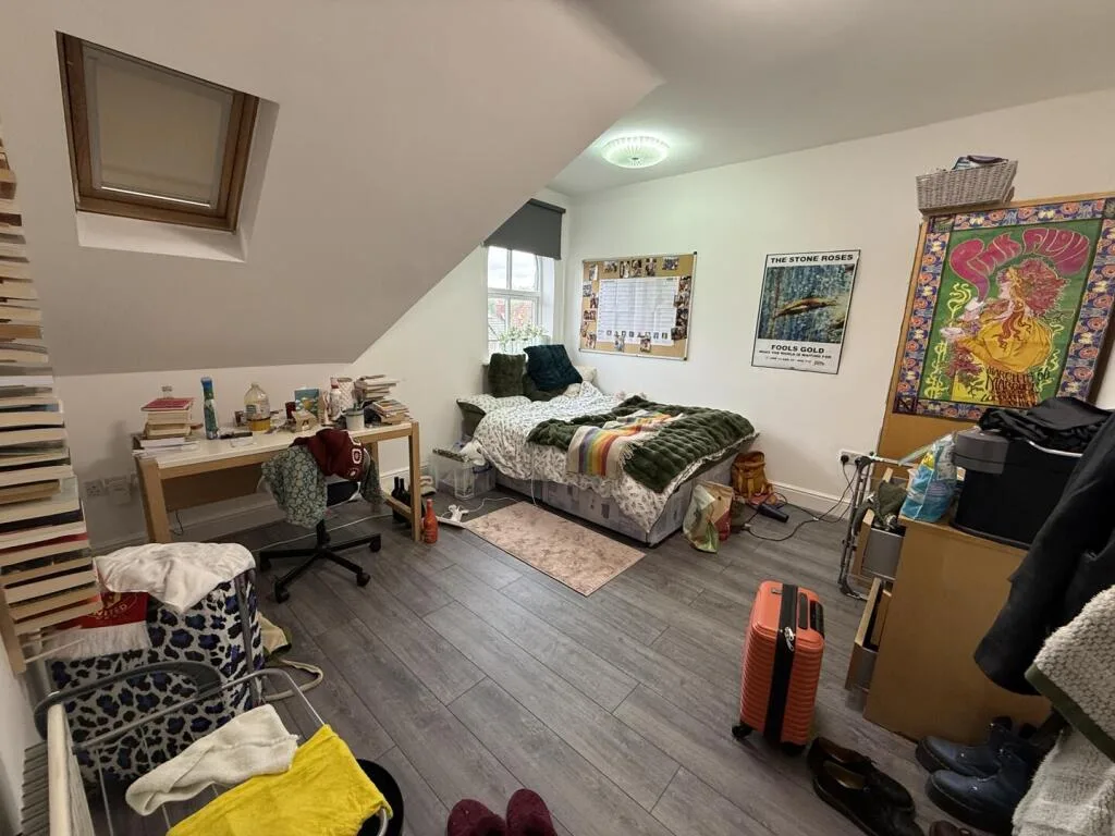 7 bedroom property for rent