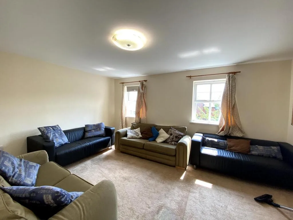 7 bedroom property for rent