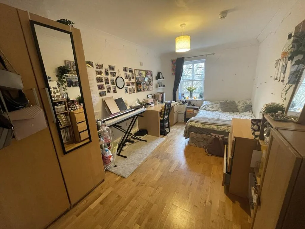 7 bedroom property for rent