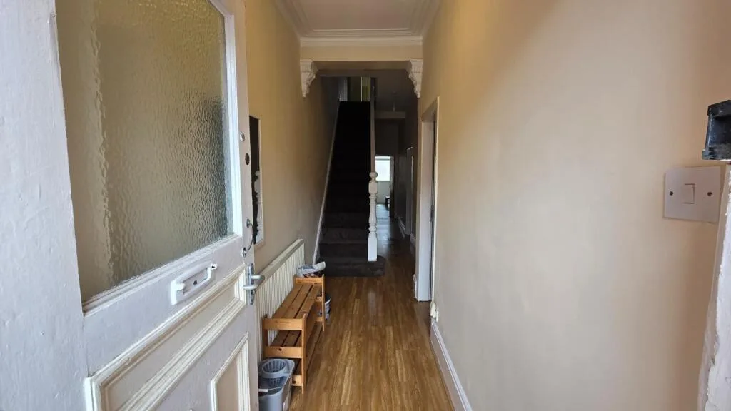 5 bedroom terraced house for rent