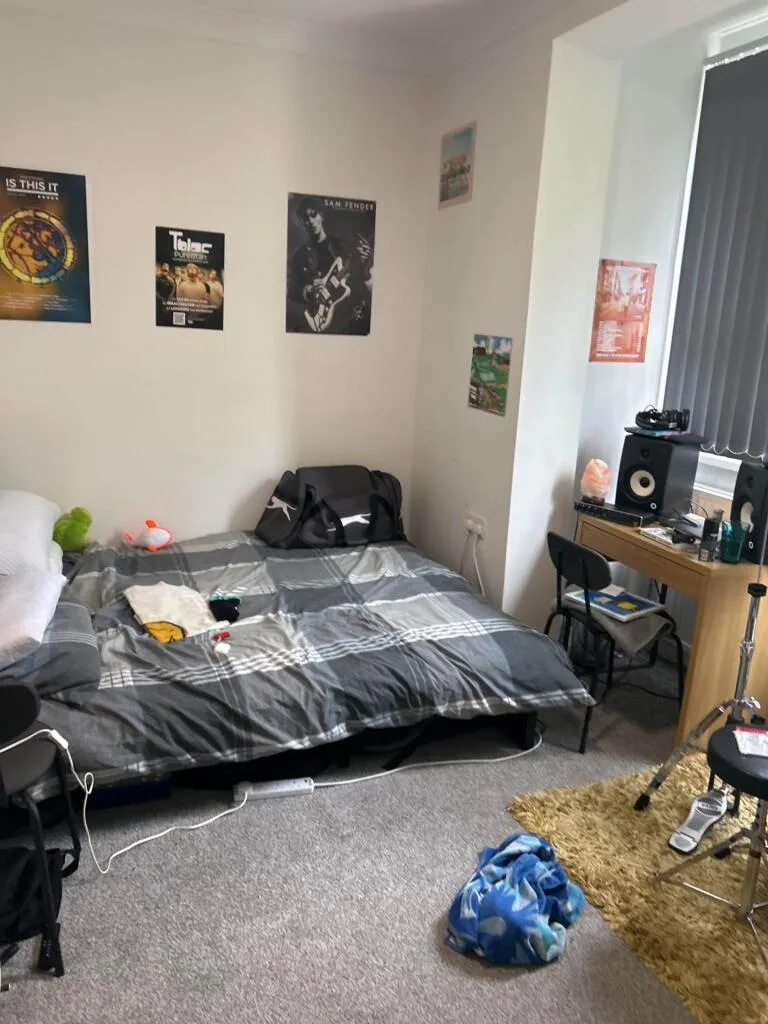 5 bedroom terraced house for rent