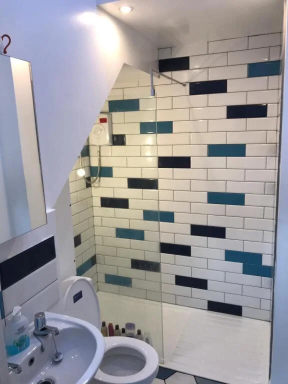 6 bedroom terraced house for rent