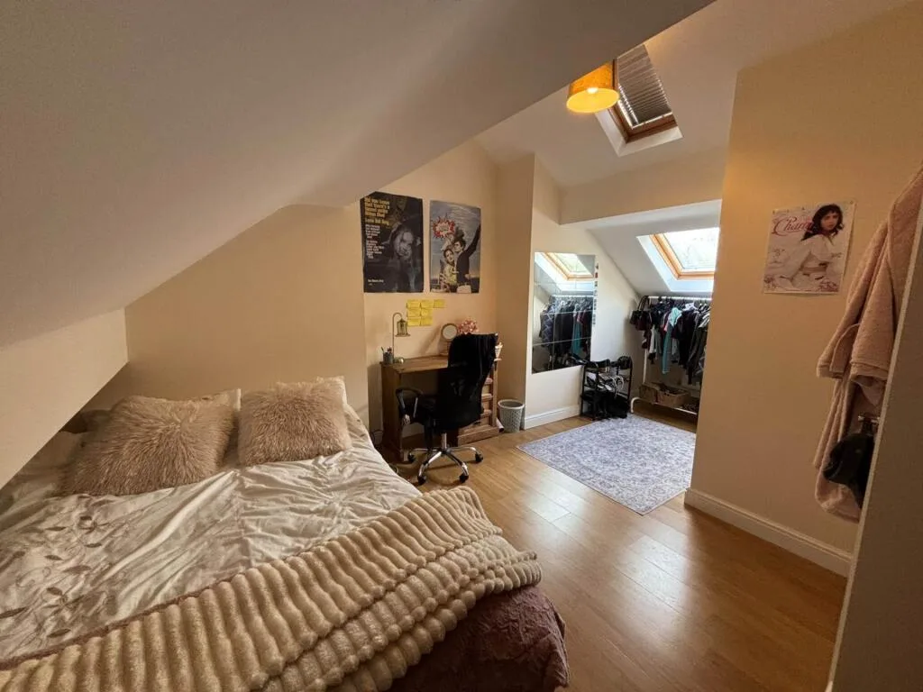 6 bedroom terraced house for rent