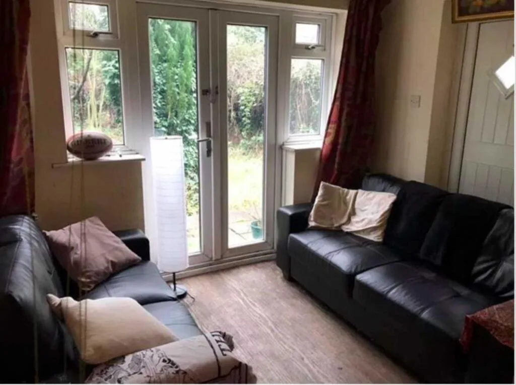 6 bedroom semi-detached house for rent