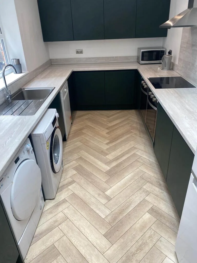 6 bedroom terraced house for rent