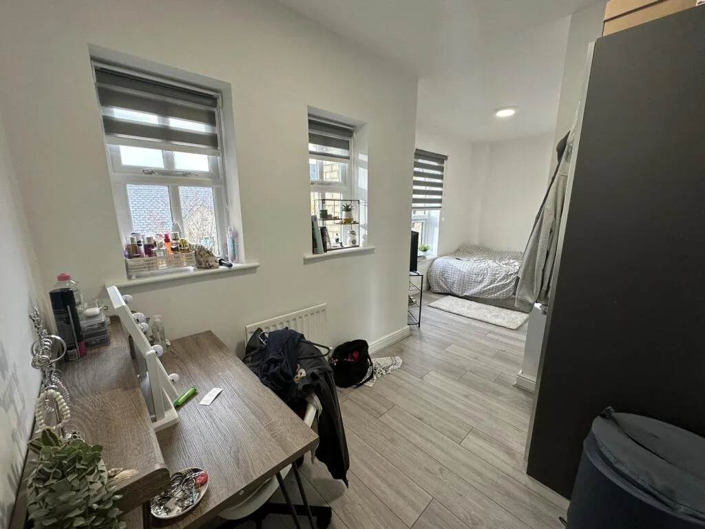 7 bedroom property for rent