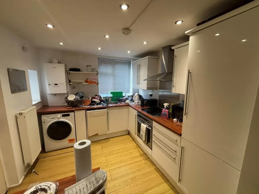 3 bedroom flat for rent