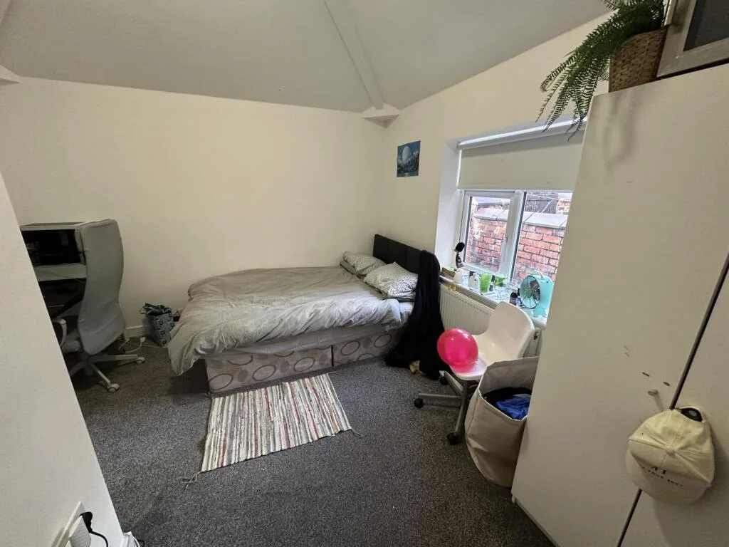 7 bedroom property for rent