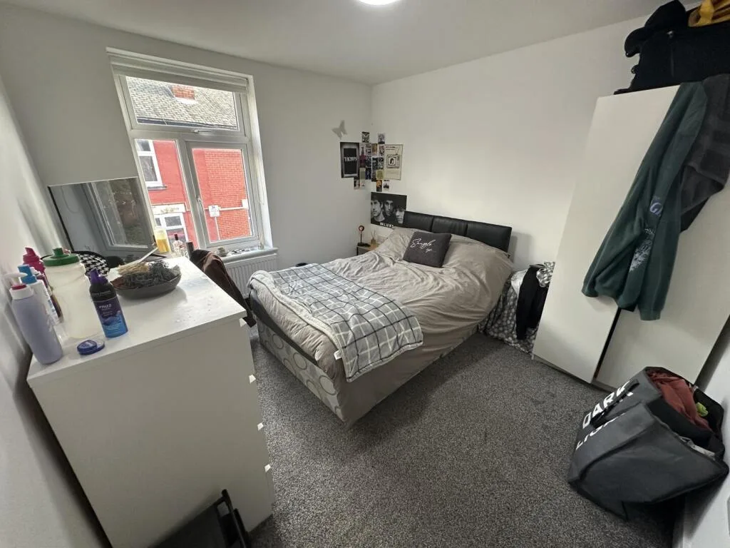 7 bedroom property for rent