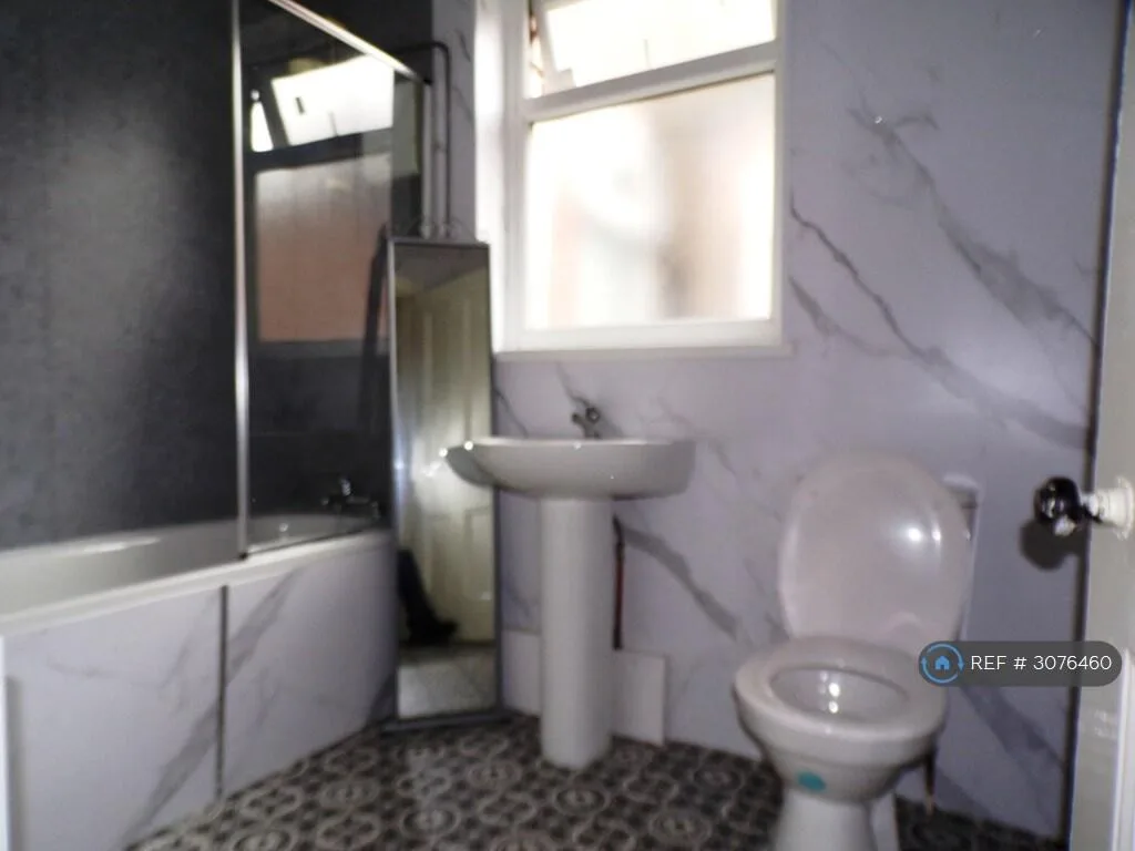 9 bedroom terraced house for rent