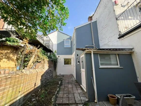 3 bedroom terraced house for rent