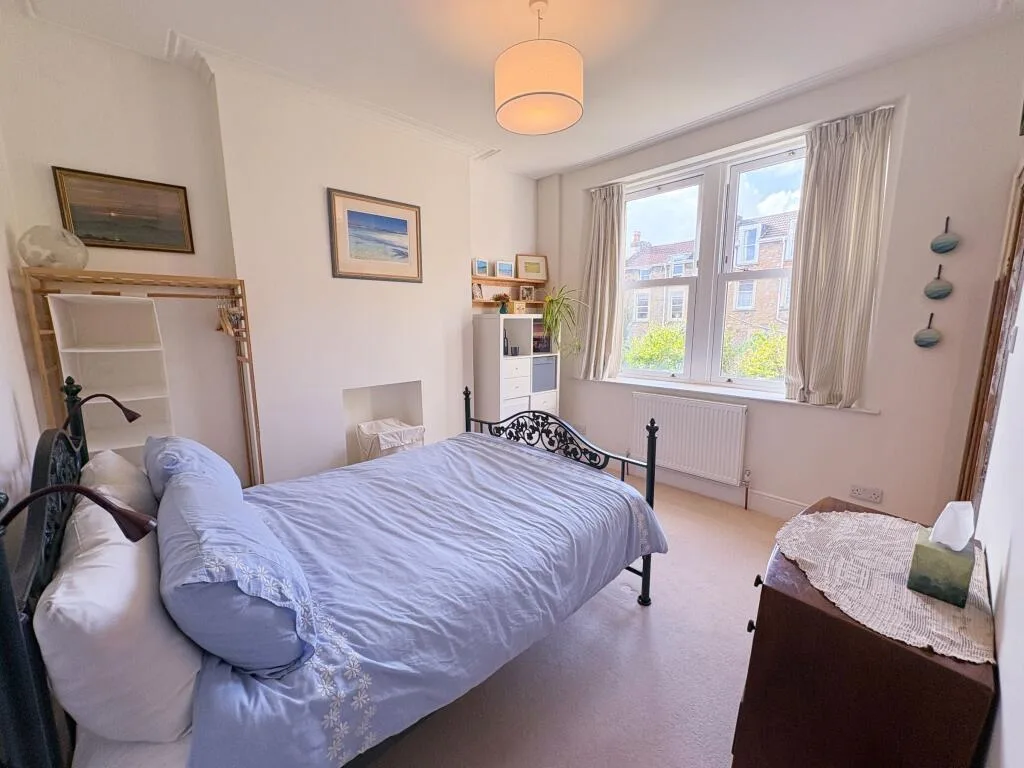 3 bedroom semi-detached house for rent