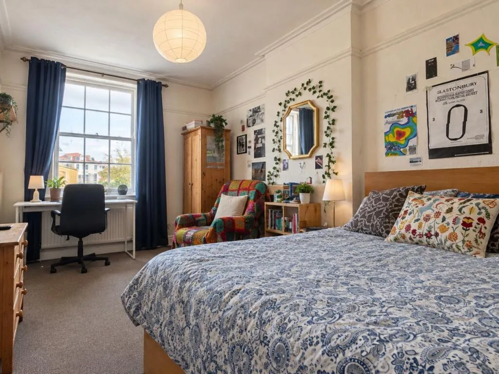 5 bedroom maisonette for rent