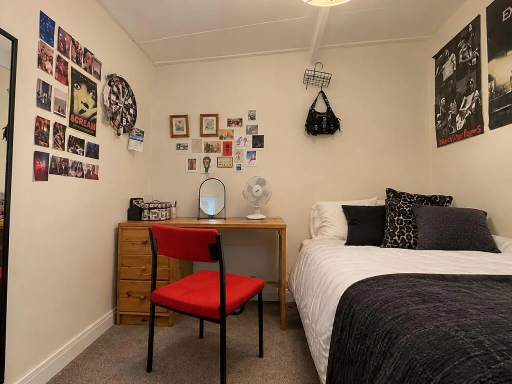5 bedroom maisonette for rent