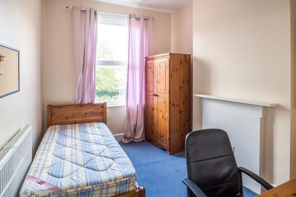 7 bedroom house for rent