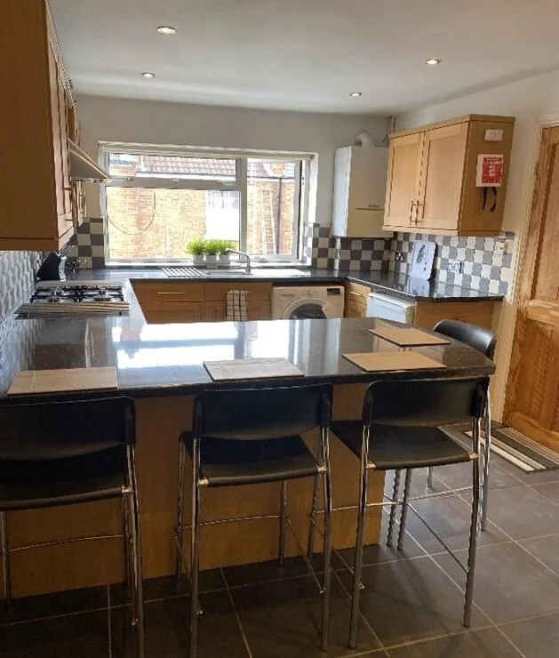 4 bedroom terraced house for rent