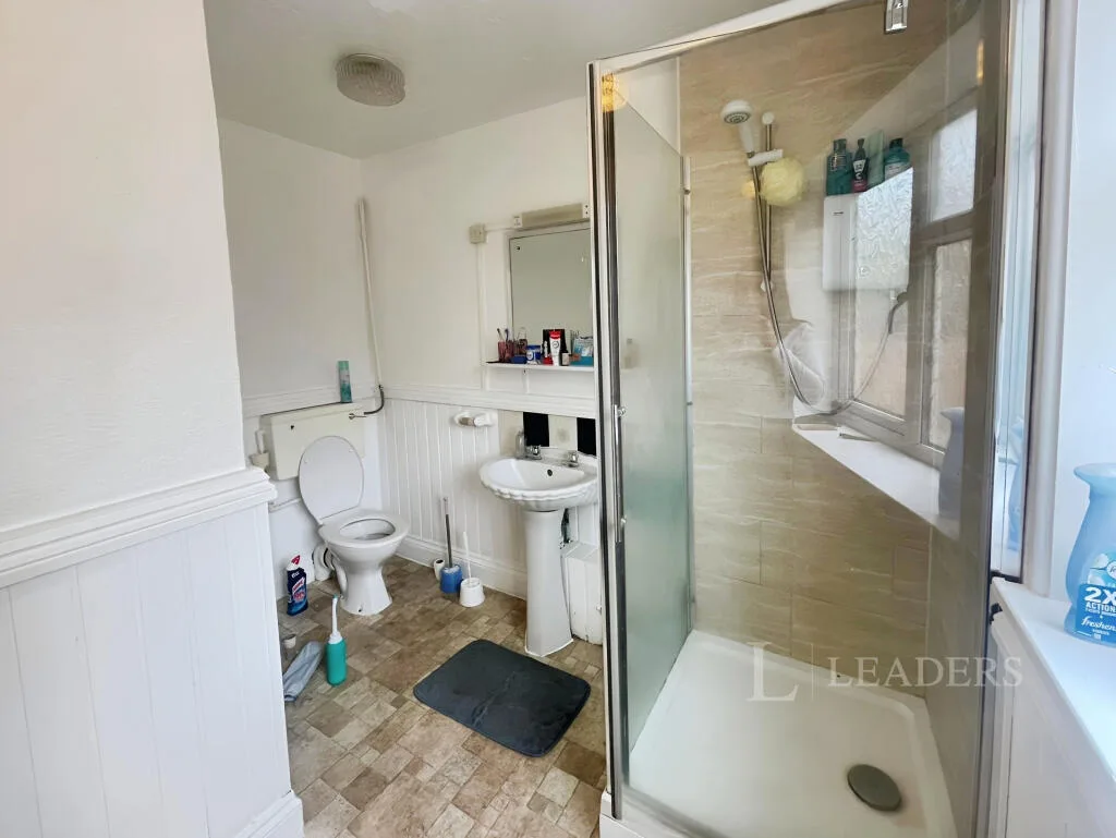 4 bedroom house for rent