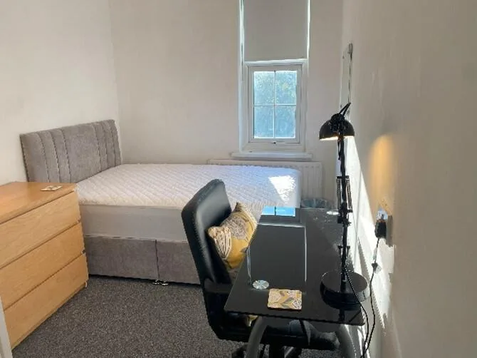 7 bedroom house for rent