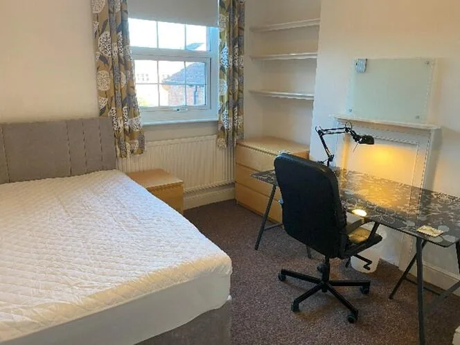 7 bedroom house for rent