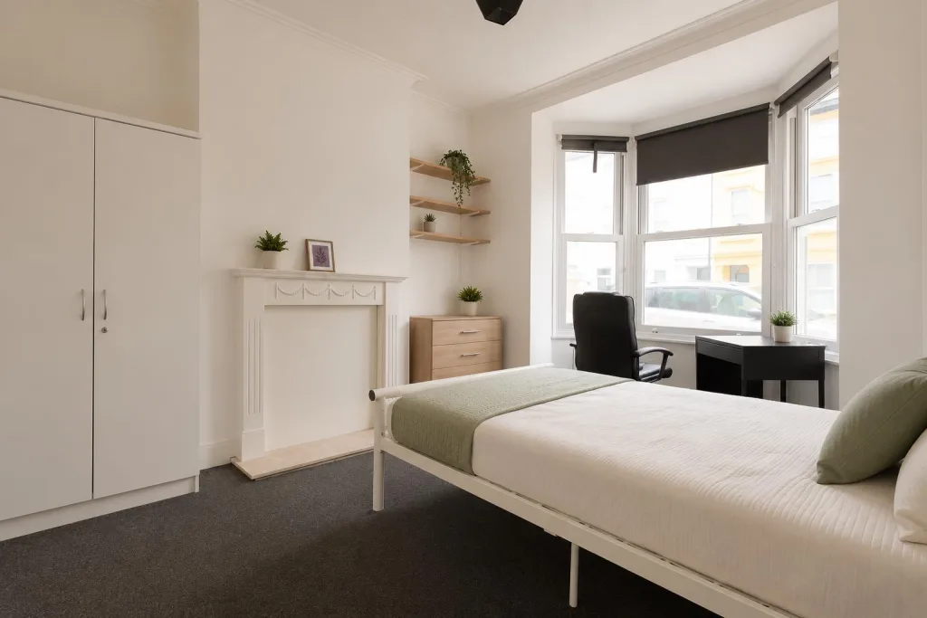 6 bedroom terraced house for rent