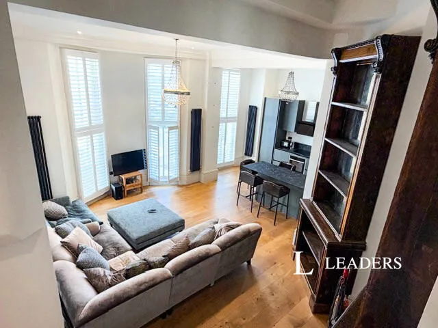 3 bedroom flat for rent