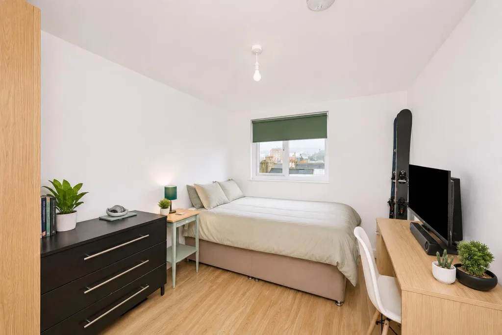7 bedroom terraced house for rent