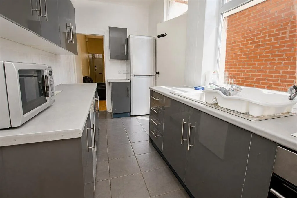4 bedroom house for rent
