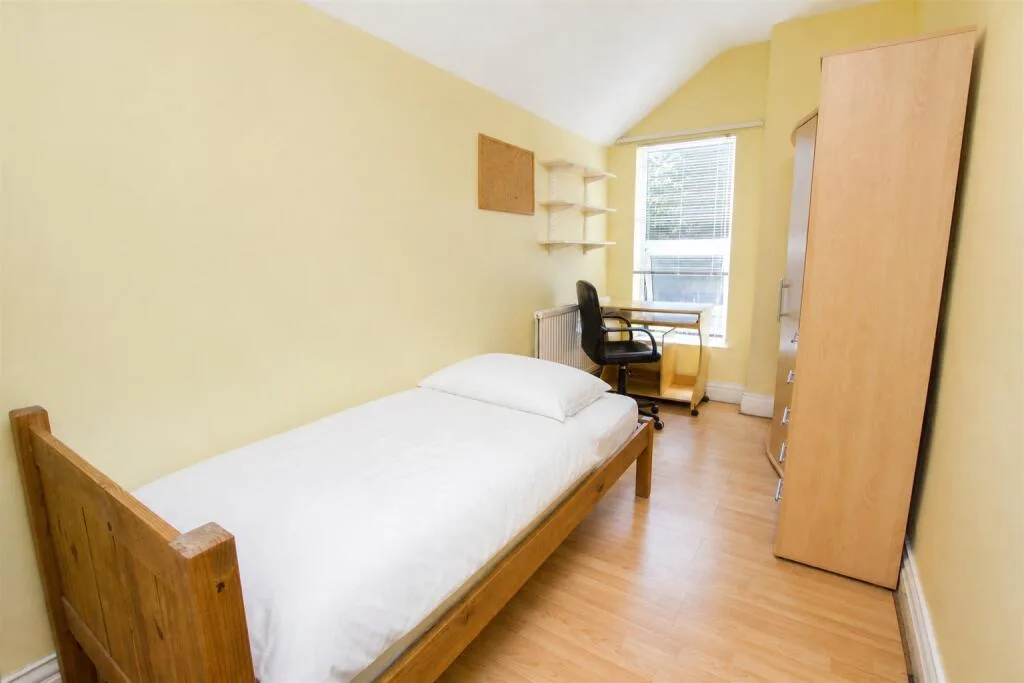 4 bedroom house for rent