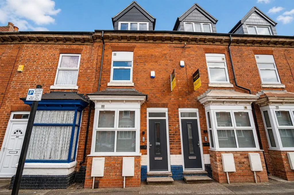 6 bedroom house for rent
