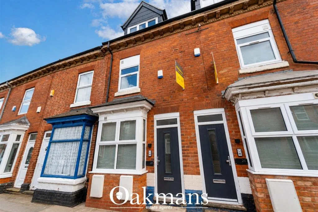 6 bedroom house for rent