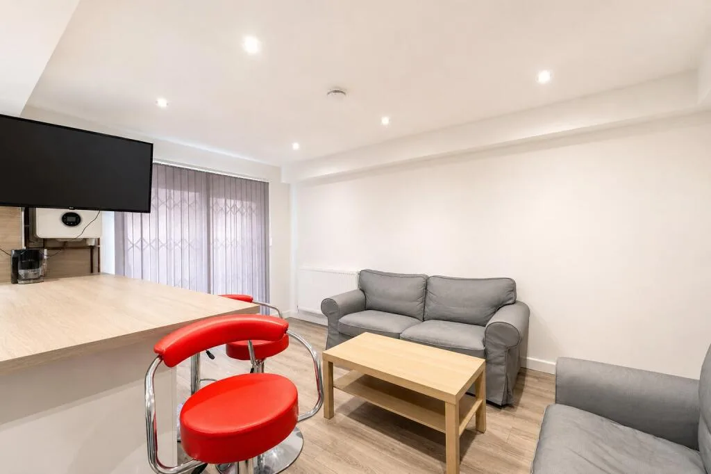4 bedroom house for rent