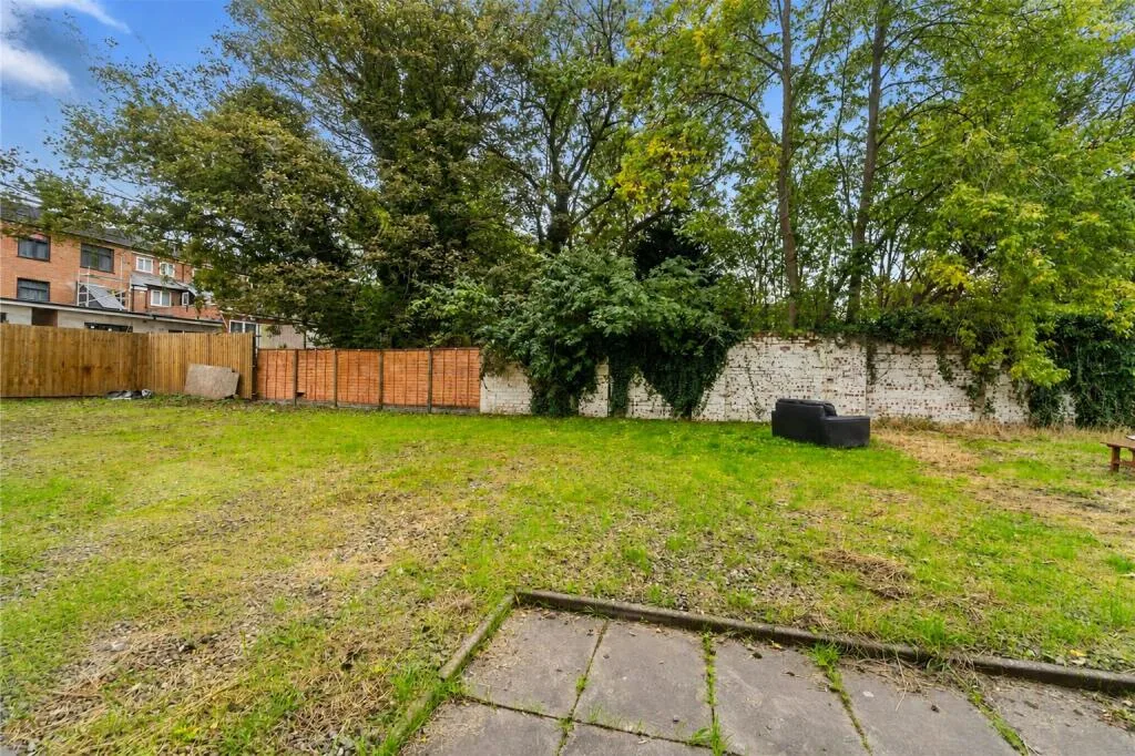 4 bedroom house for rent
