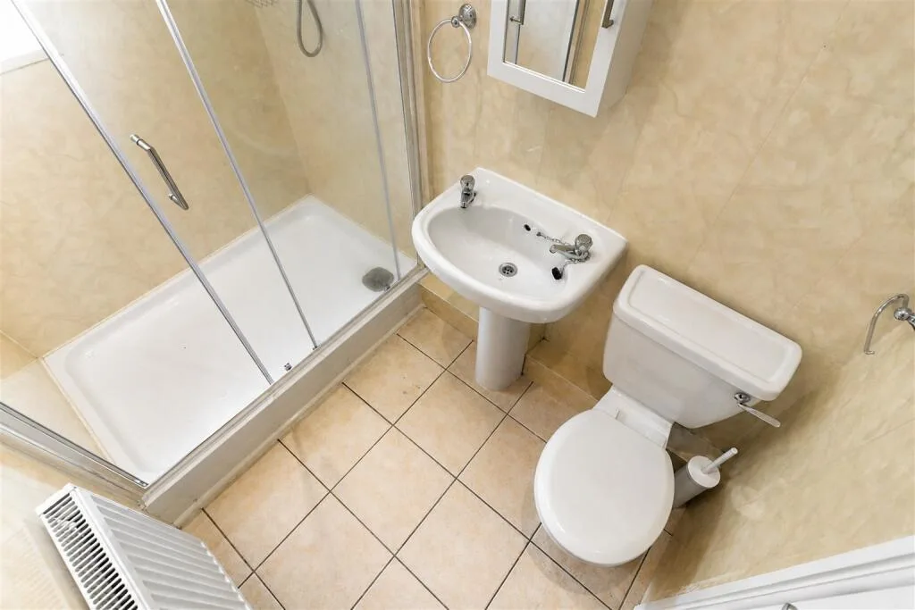 7 bedroom house for rent