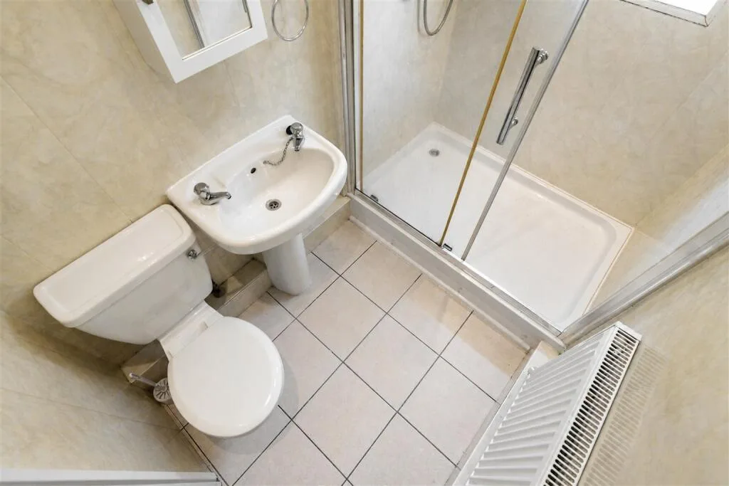 7 bedroom house for rent