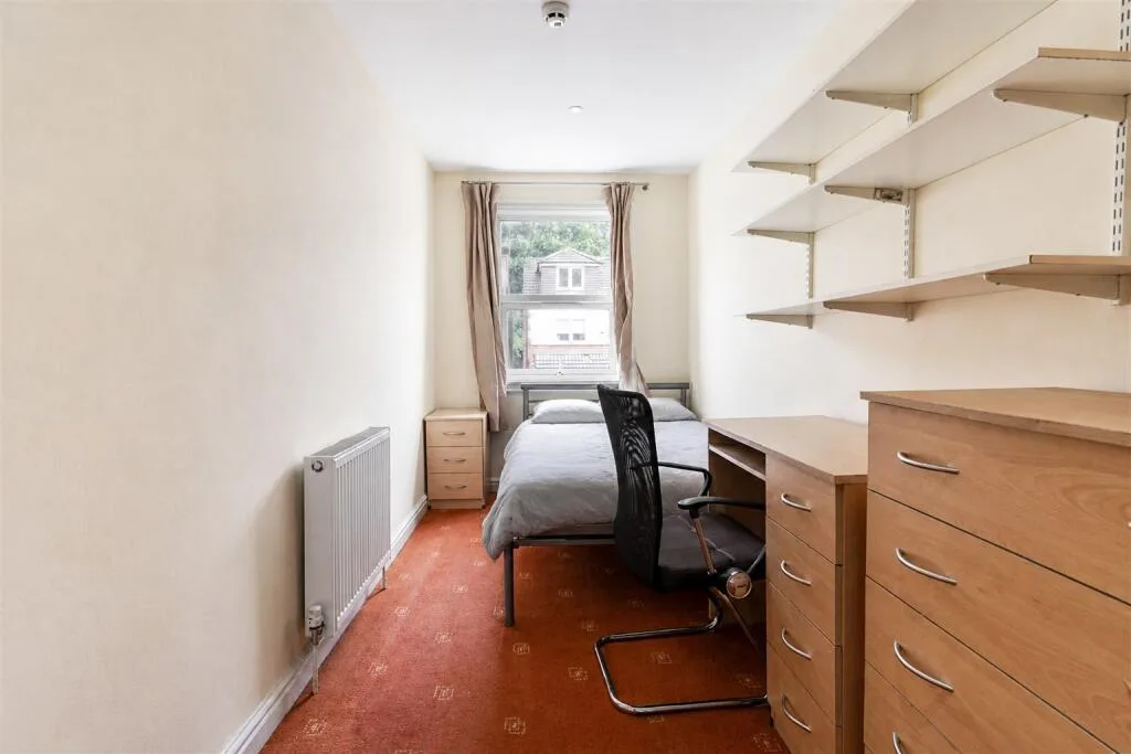 7 bedroom house for rent