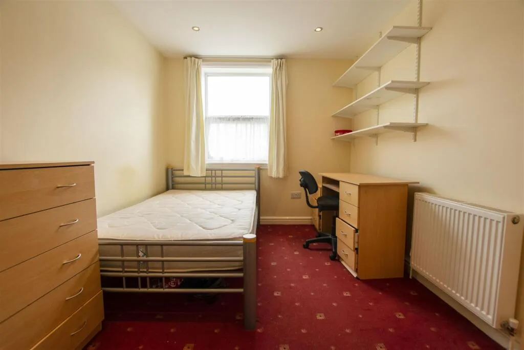 7 bedroom house for rent