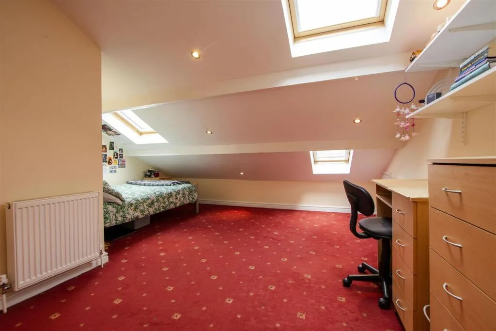 7 bedroom house for rent