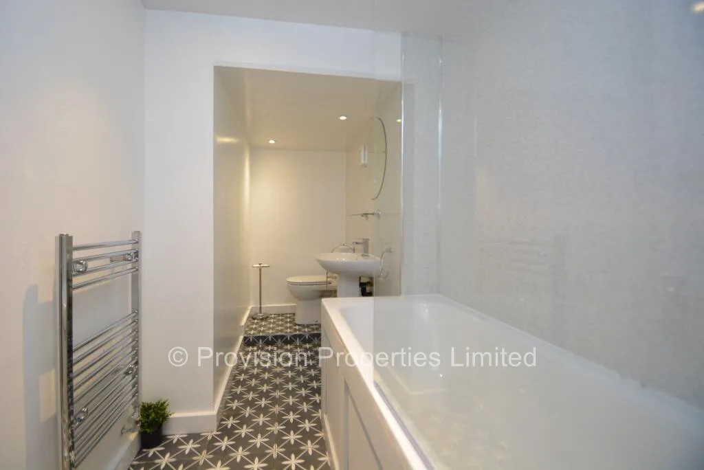 10 bedroom terraced house for rent