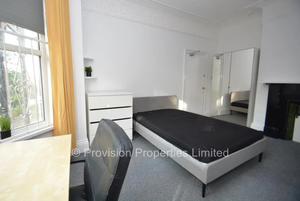 10 bedroom terraced house for rent