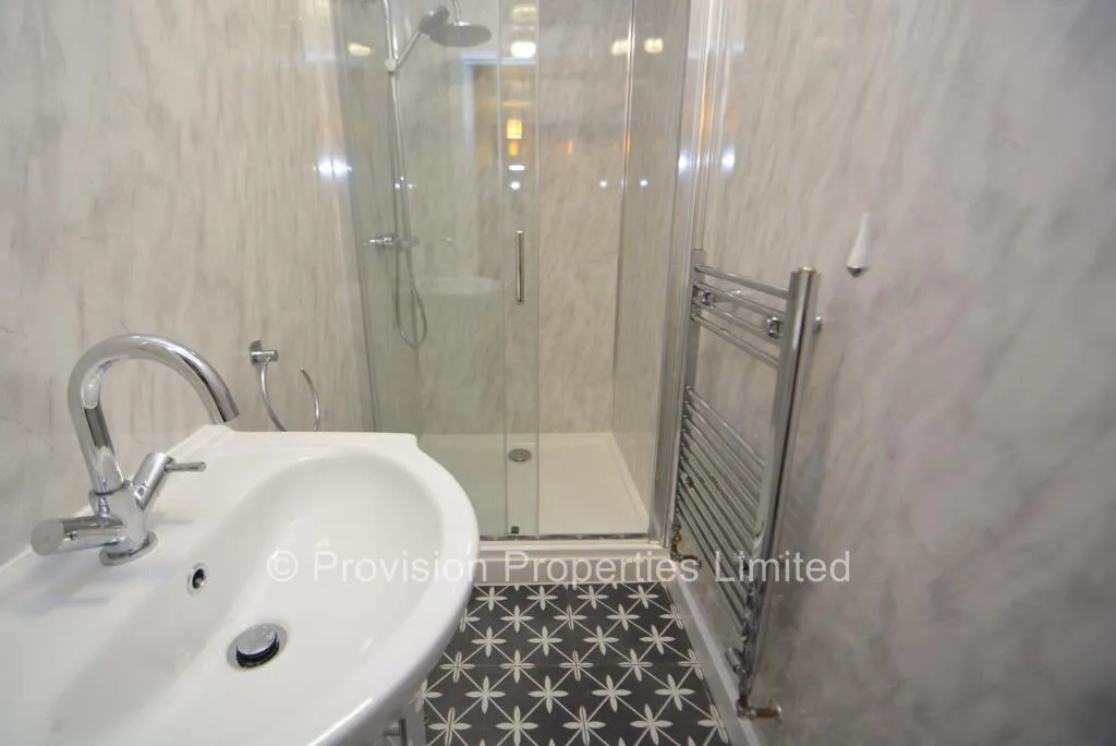 10 bedroom terraced house for rent