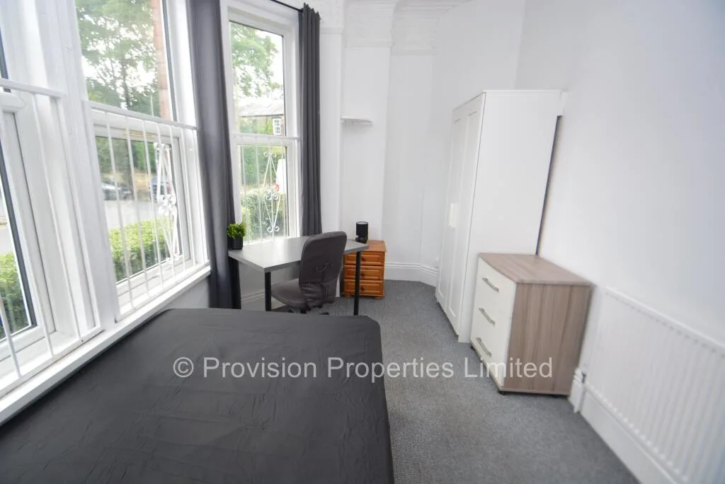 10 bedroom terraced house for rent
