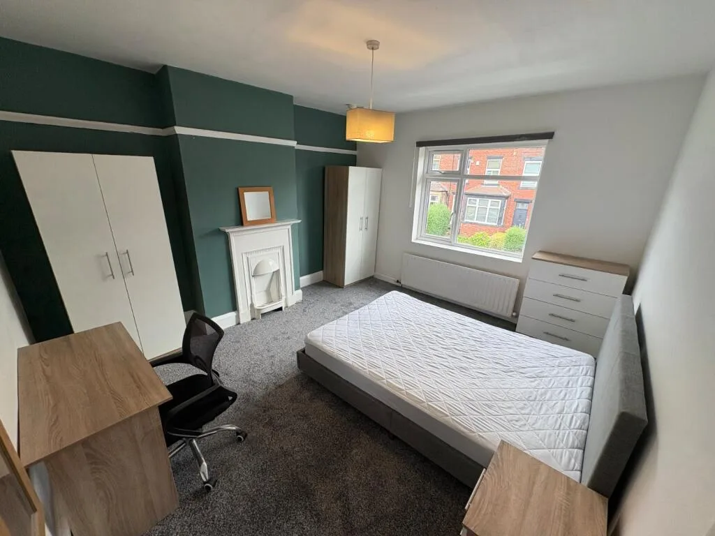 4 bedroom terraced house for rent