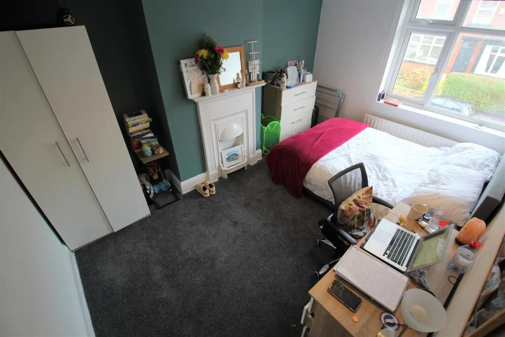 4 bedroom terraced house for rent
