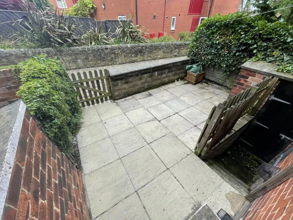 4 bedroom terraced house for rent