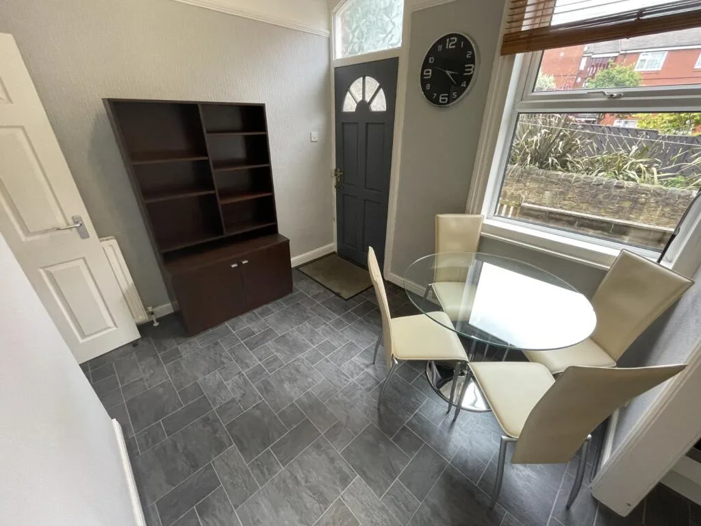 4 bedroom terraced house for rent